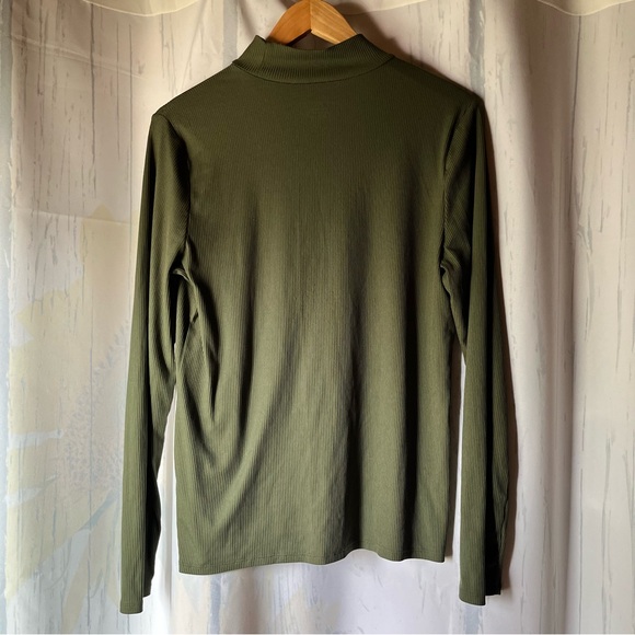 No Boundaries Green Ribbed Mock Neck Fitted Long Sleeve Top - Picture 3 of 11